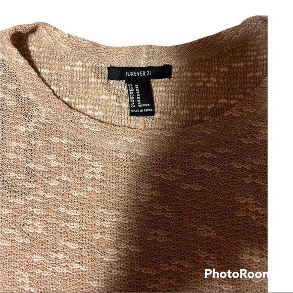 Forever 21 over size sweater - Picture 6 of 6